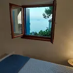 Andrea Apartment *