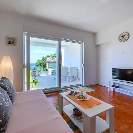Andrea Apartment