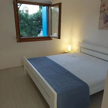 Apartment Andrea *