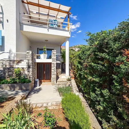 Andrea Apartman *